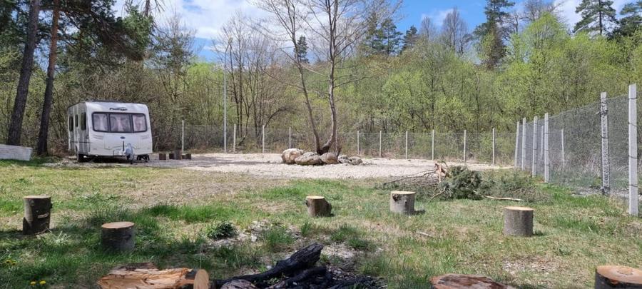 Teren intravilan 1.500 mp in Sacele – utilitati, platforma betonata si potential - 3