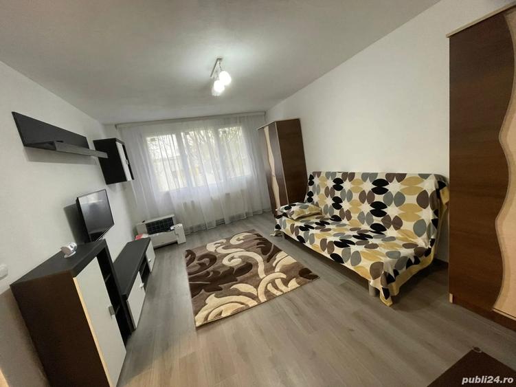 2 camere decomandat, 46 mp, centrala proprie noua, etaj 1, Trapezului 1 Decembrie - 7