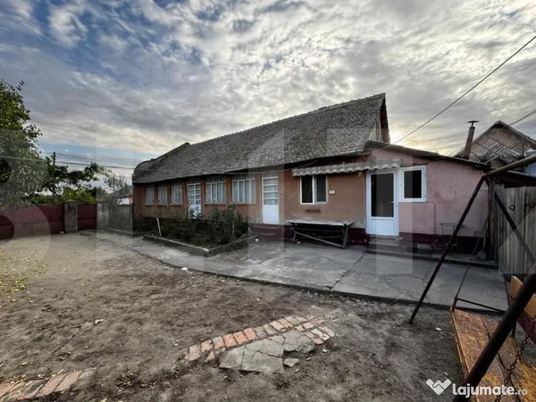 Casa 4 camere cu teren de 3892 mp - 6