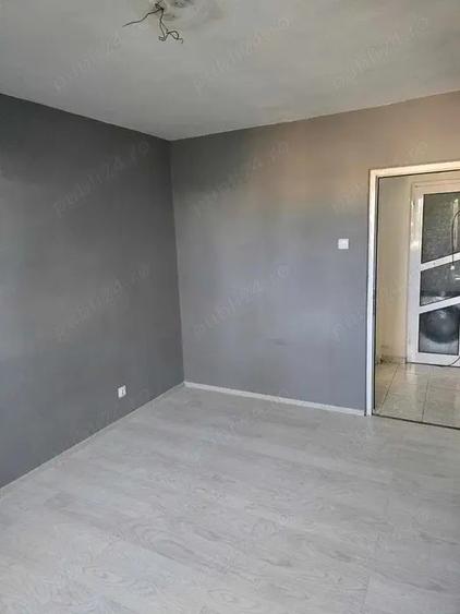 Vanzare apartament 3 camere Blv Basarabia - 3