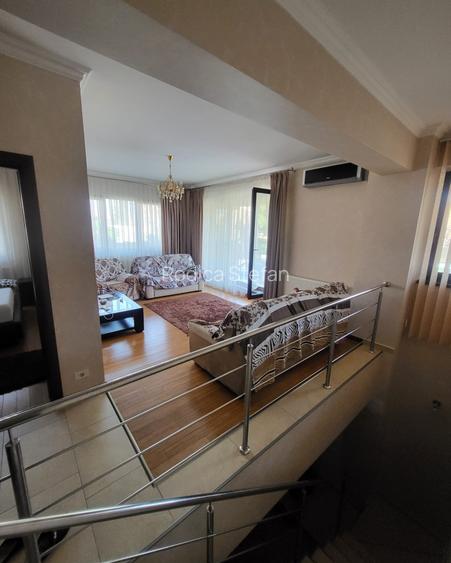 Apartament cu 4 camere decomandat în Dămăroaia