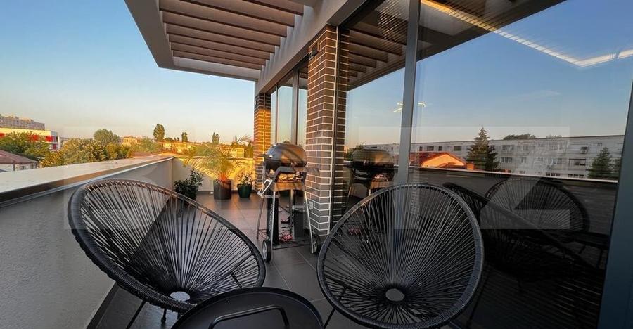 Penthouse 3 camere, Calea Bucuresti zona Dezrobirii/McDonald - 1