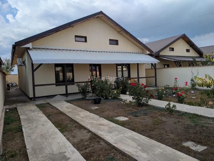 Cernica Casa P+Pod teren 406 mp