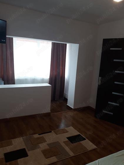 gsrsoniera centrala et 4,str gen dragalina,schimb cu ap 2 sau 3 cam central,ofer difer - 3