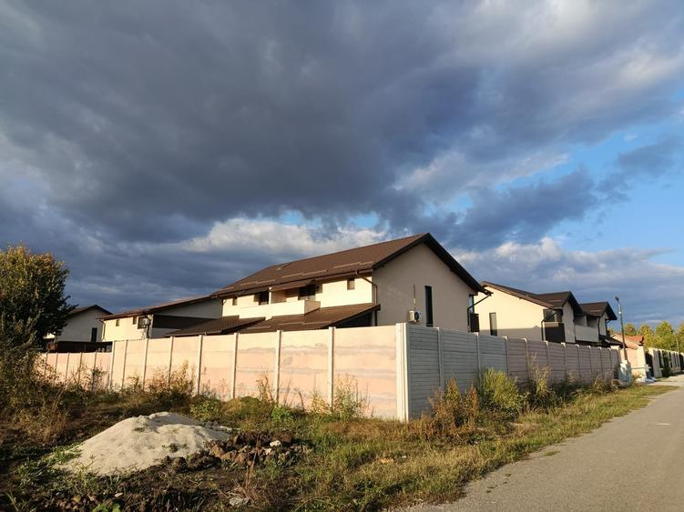 Teren pentru Constructii str.Ortansei -str Orhideei deschidere 364m pe 30m - 6