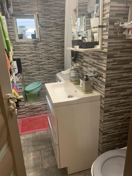 Apartament cu 3 camere în zona Răcădău, cod 8105 - 6