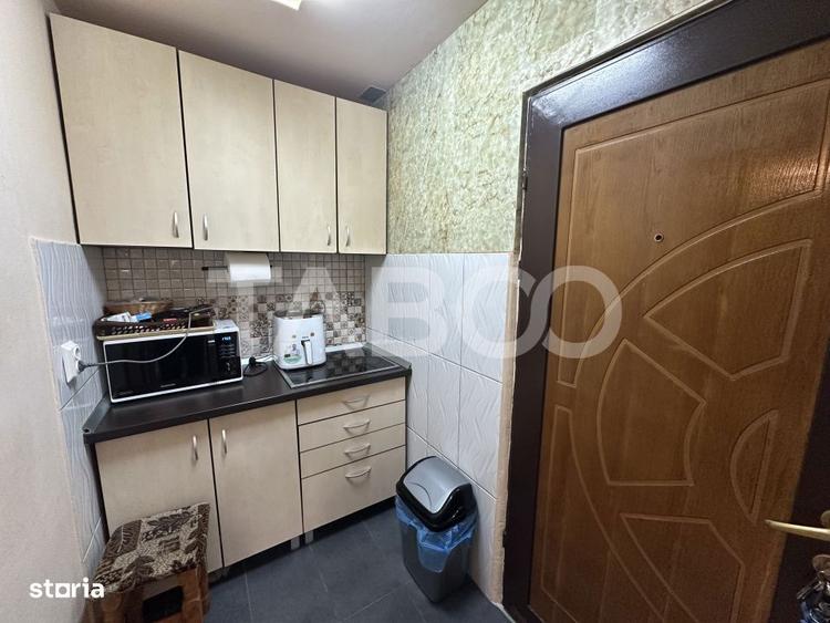 Garsoniera mobilata si utilata la etaj 2 zona Broscarie Sibiu - 6