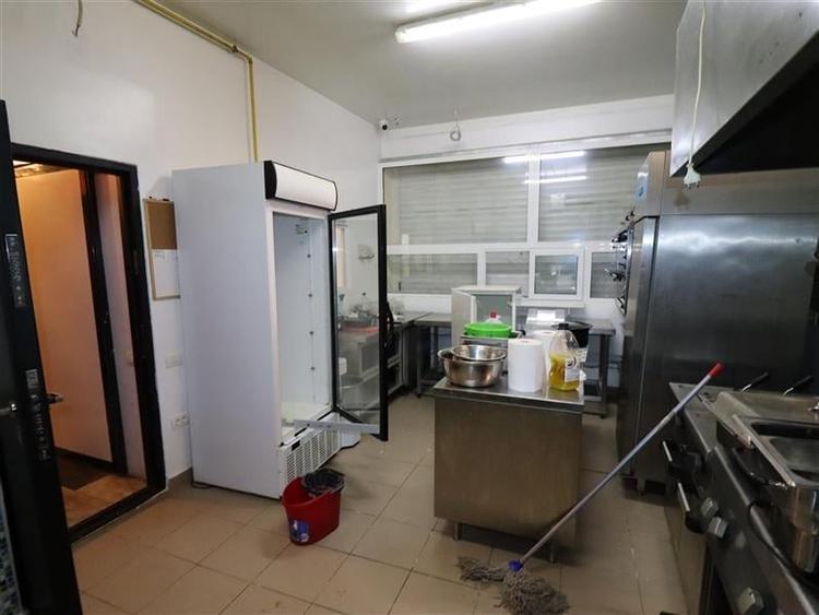Oportunitate afacere****INCHIRIEZ RESTAURANT COMPLET DOTAT | Buna Ziua - 12