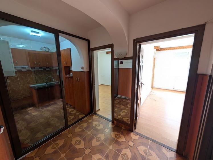Apartament 2 camere decomandat | Centrala | Renovat 2022 | Etaj 3/4 | Izbiceanu - 1