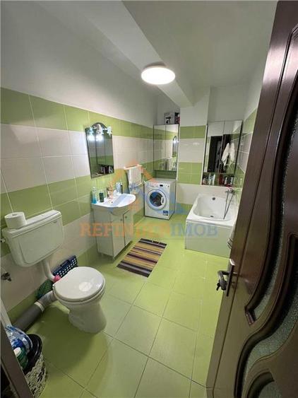 Apartament cu 2 camere decomandat, mobilat în Berceni