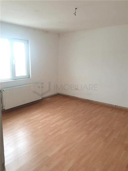 GIARMATA - 3 camere - 1 baie - 1 balcon - ETAJ 1 - BLOC IZOLAT - 5