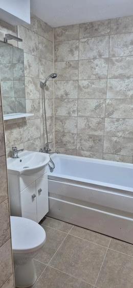 inchiriez apartament 3 camere Suceava - 1