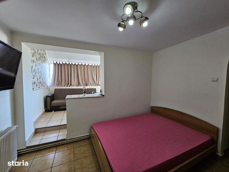 Garsoniera 8 min M Izvor DB1705 - 2