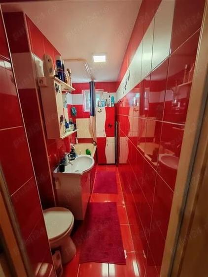 Ap. 2 camere, et. 1, Moroasa 1 - 8