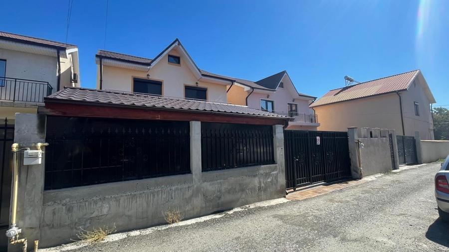 Navodari Vila  P+1+M  Living + 5 camere  86 mp etaj  Construita  in 2011 din bca - 5