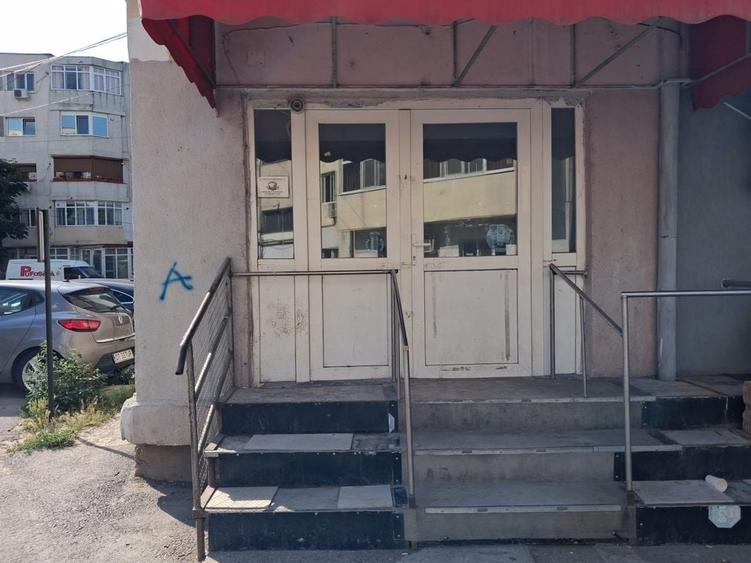 Spațiu comercial, de 70 mp, în Exterior Vest