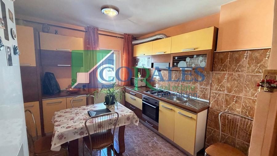 Intermediar. Centrala proprie, mobilat si utilat. Disponibil imediat. - 1