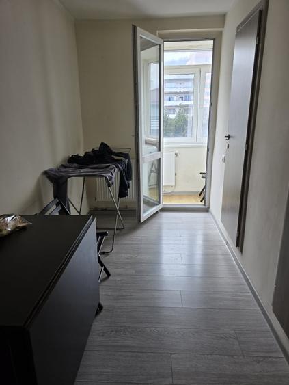 Apartament 4 camere, 3 băi, complet renovat, etaj 2, balcon, sub prețul pieței - 3