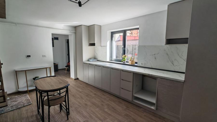 Casa P+E, 4 camere , ASTRA Carpatilor -LIDL- curte comuna. - 53