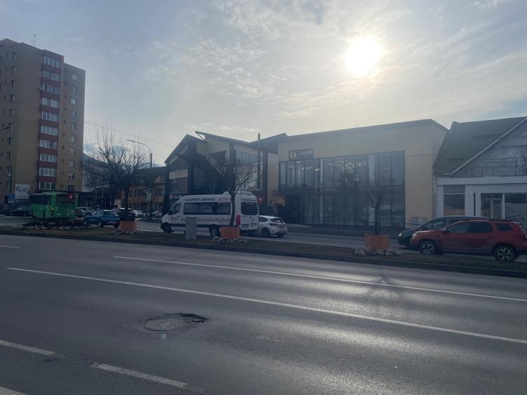 Spatiu comercial de inchiriat pe Bulevardul Grivitei 38 A - 7