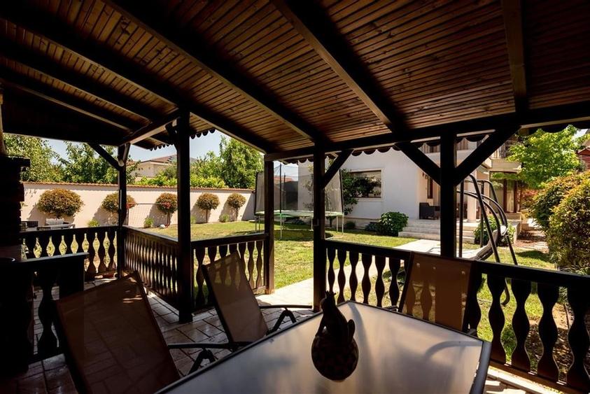 RECO Vila cu 5 camere str. Apateului- zona Nufarul - 47