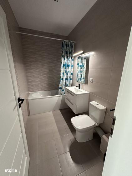 Inchiriez apartament 3 camere - 6