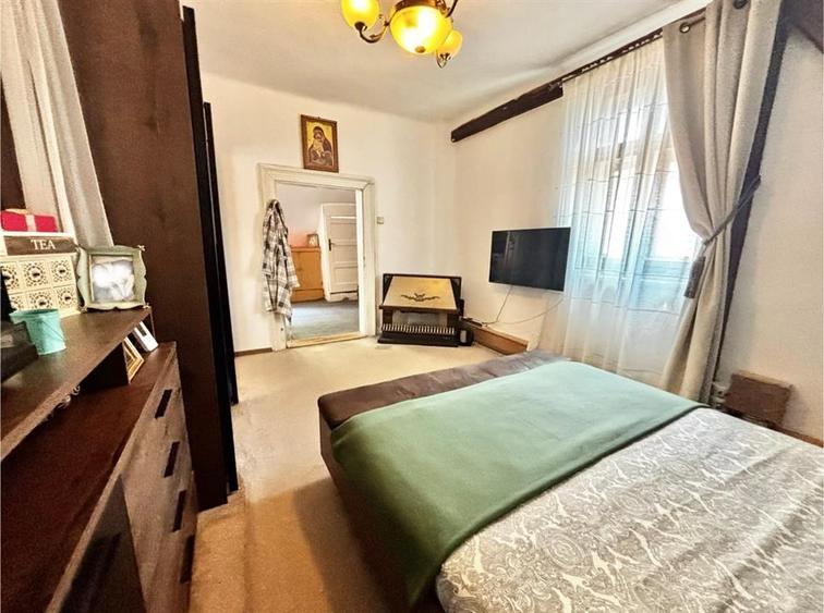 Apartament Rar cu 6 Camere / Curte Privata | Centrul Istoric/ COMISION 0 - 21