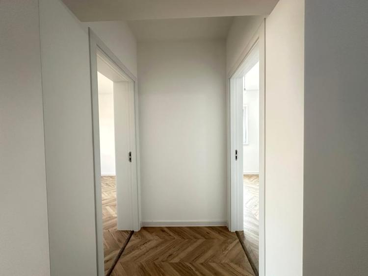 Apartament cu 3 camere decomandat în Păcurari