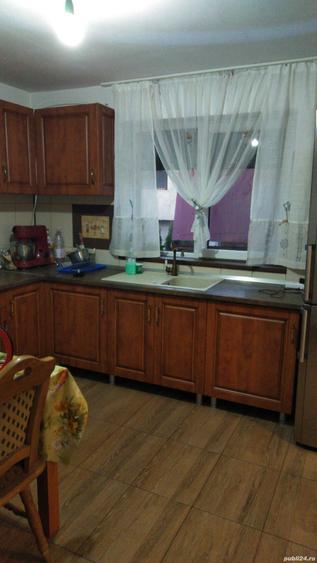 Casa la 4 km de Pitesti - 5