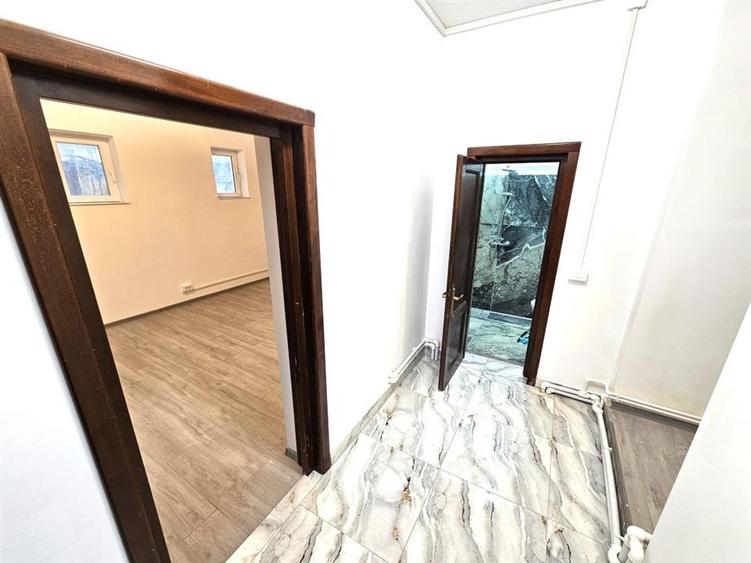 Pietonal Stefan cel Mare, spatiu pentru servicii - 1