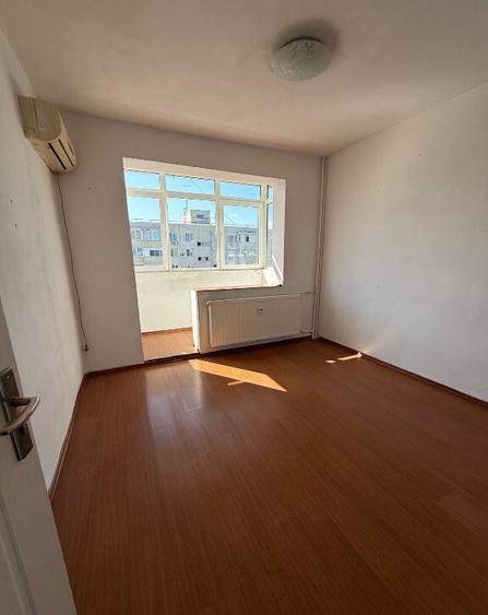 Apartament 3 camere la 1 minut de statia de metrou 1 Decembrie 1918 - 9