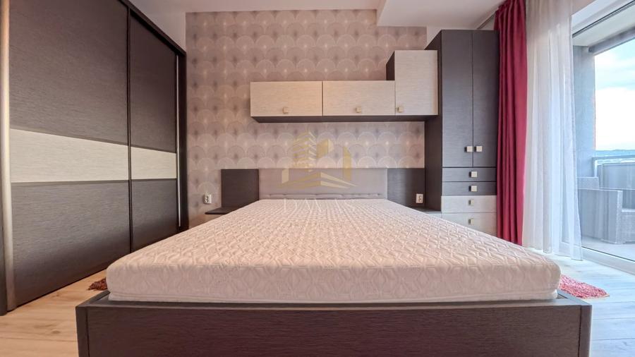 Apartament cu 2 camere semidecomandat, mobilat în Bună Ziua