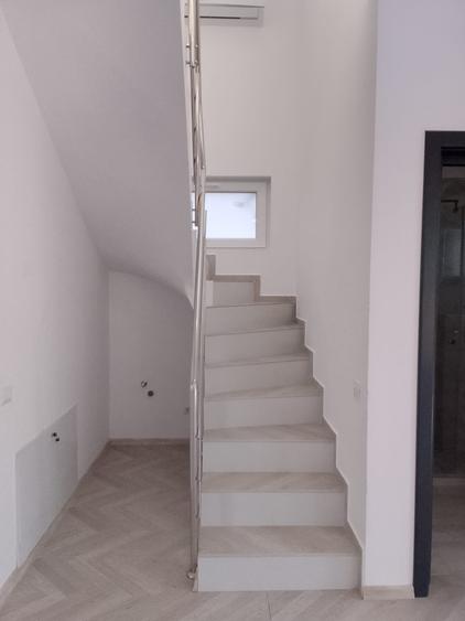 Casa/Vila individuala-200 m de blv./Com.Berceni - 13