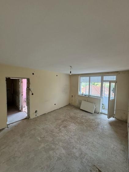 Aparament 2 camere Grigorescu etaj 2 - 2