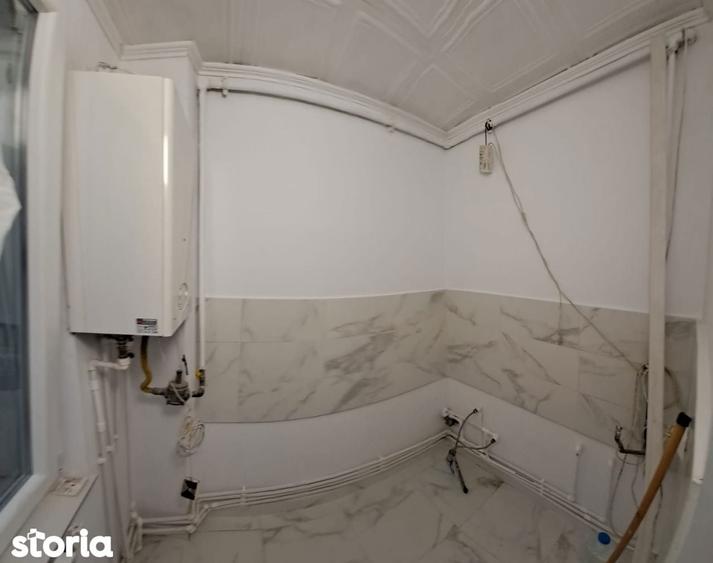 Rarsoniera renovata in Roman. - 2