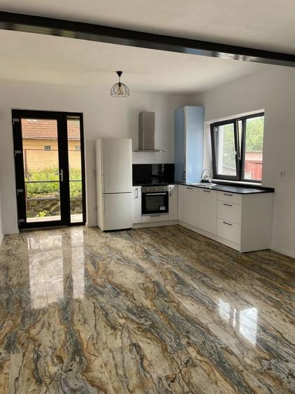 Casa de inchiriat.zona centrala.str Teiului 10. Simleu Silvaniei - 1