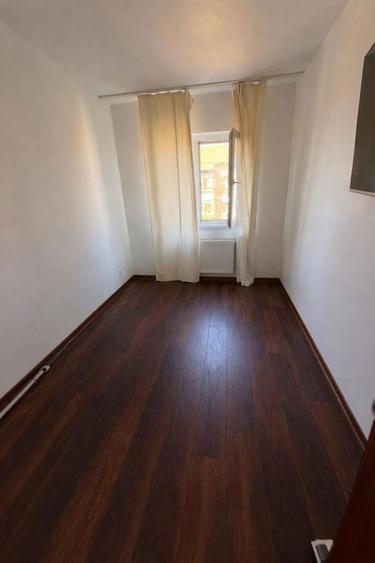 Apartament de vanzare lipovei 5 min de mers pe jos mall!! - 3
