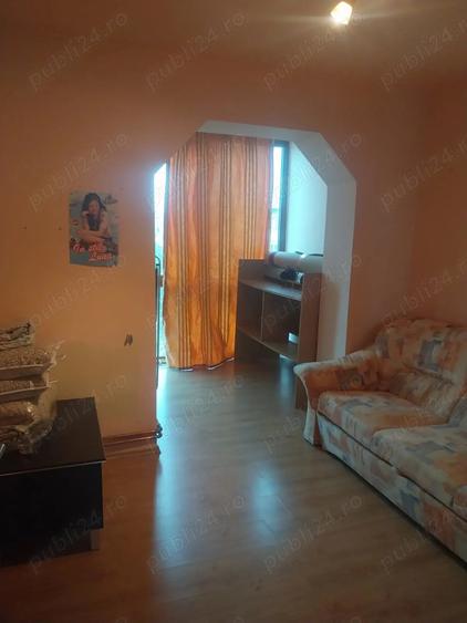 Persoana fizica vand apartament 3 camere - 6