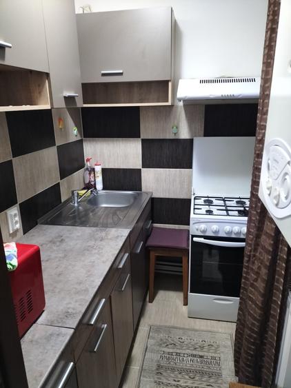 DE INCHIRIAT- Apartament cu 2 camere - 2
