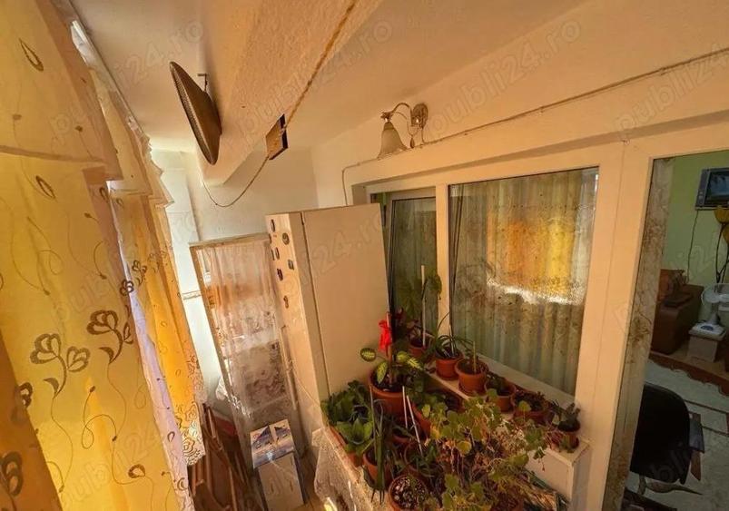 Vanzare apartament 2 camere decomandat, micro 19, 50mp - 5