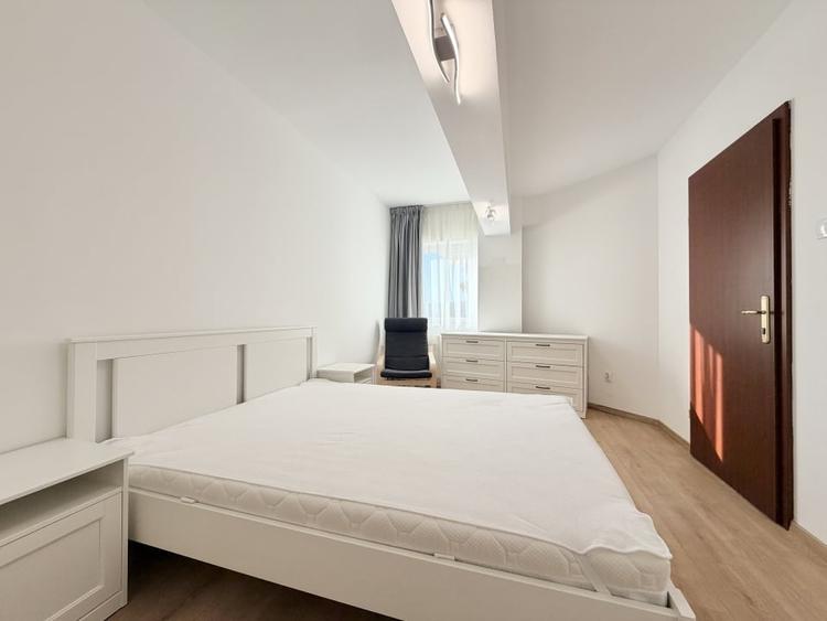 Apartament cu 2 camere semidecomandat, mobilat în Mărăști