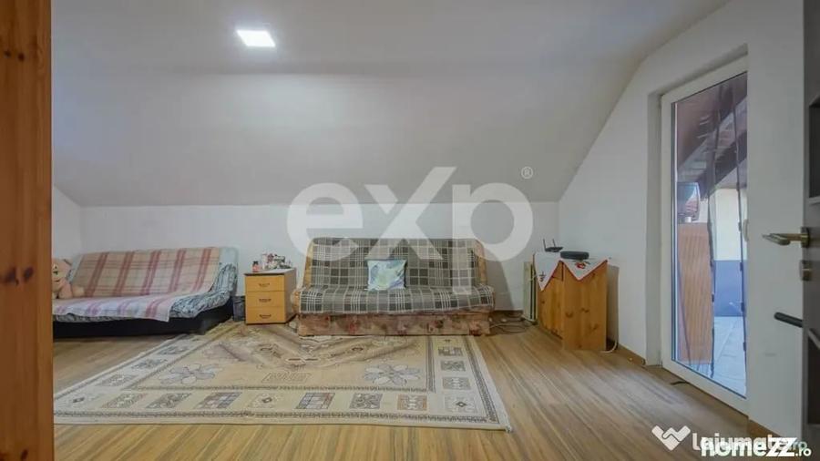 Casă cu 7 camere cu Teren 698 Mp în Dâmbul Morii