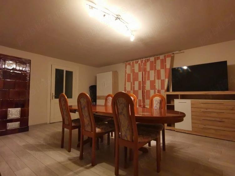 Casă cu 3 camere cu Teren 3800 Mp în Periam