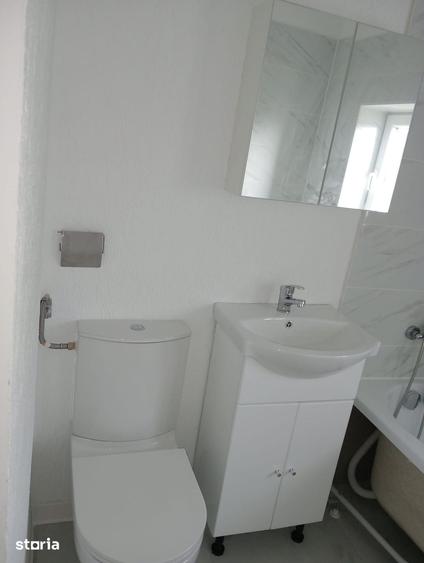 Casă cu 3 camere cu Teren 600 Mp în Central