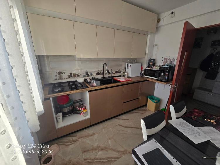 Apartament cu 2 camere semidecomandat în Găvana 2