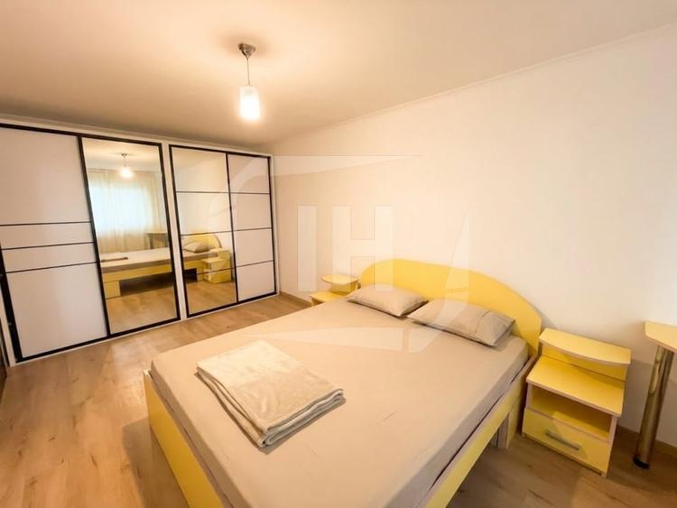 Apartament cu 2 camere semidecomandat, mobilat în Bună Ziua