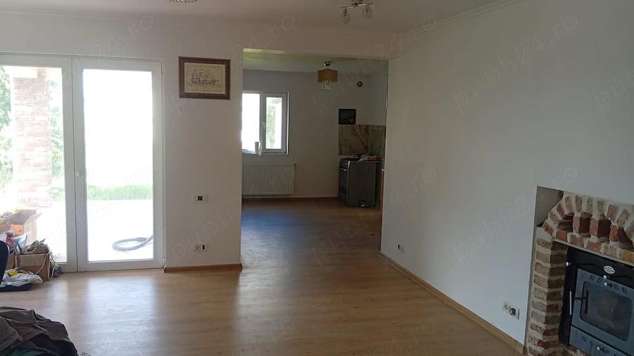 Apartament cu 2 camere decomandat în Aradului