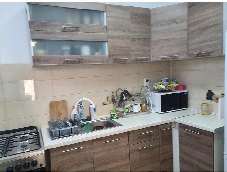 Casă cu 3 camere cu Teren 300 Mp în Central