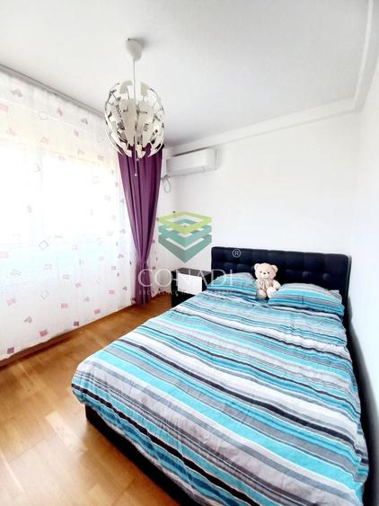 Apartament cu 4 camere decomandat, mobilat în Băneasa