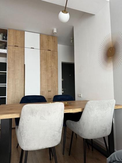 Apartament cu 2 camere decomandat în Soarelui